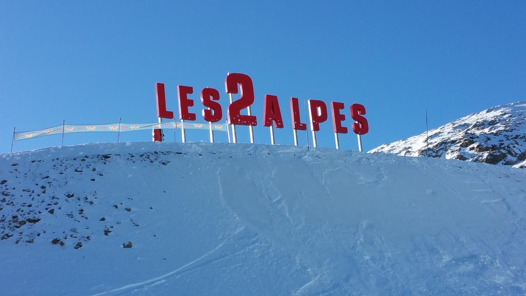 Atmosphere Hotel Les Deux Alpes Exterior photo